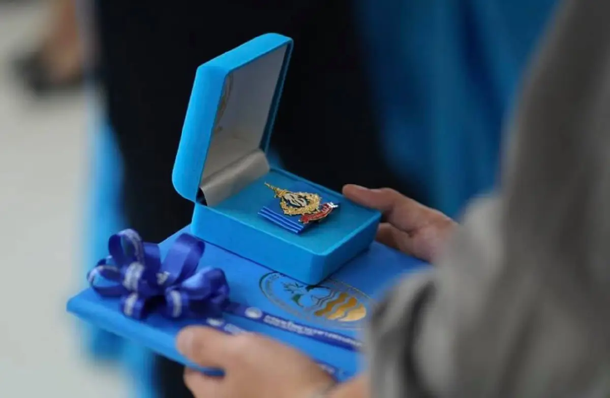 โตโน่ ภาคิน ปลื้มได้รับเข็มรักษ์ทะเลยิ่งชีพ ขอเดินหน้าทำตามเป้าที่ตั้งไว้