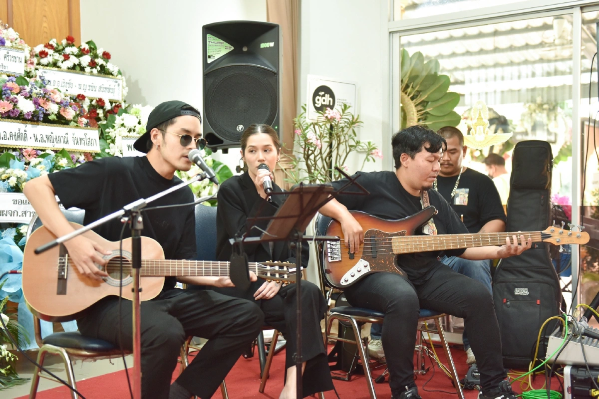 เก้า จิรายุ แท็กทีมเพื่อนร้องเพลงอาลัยรักส่ง คุณยายมาเรีย เป็นครั้งสุดท้าย