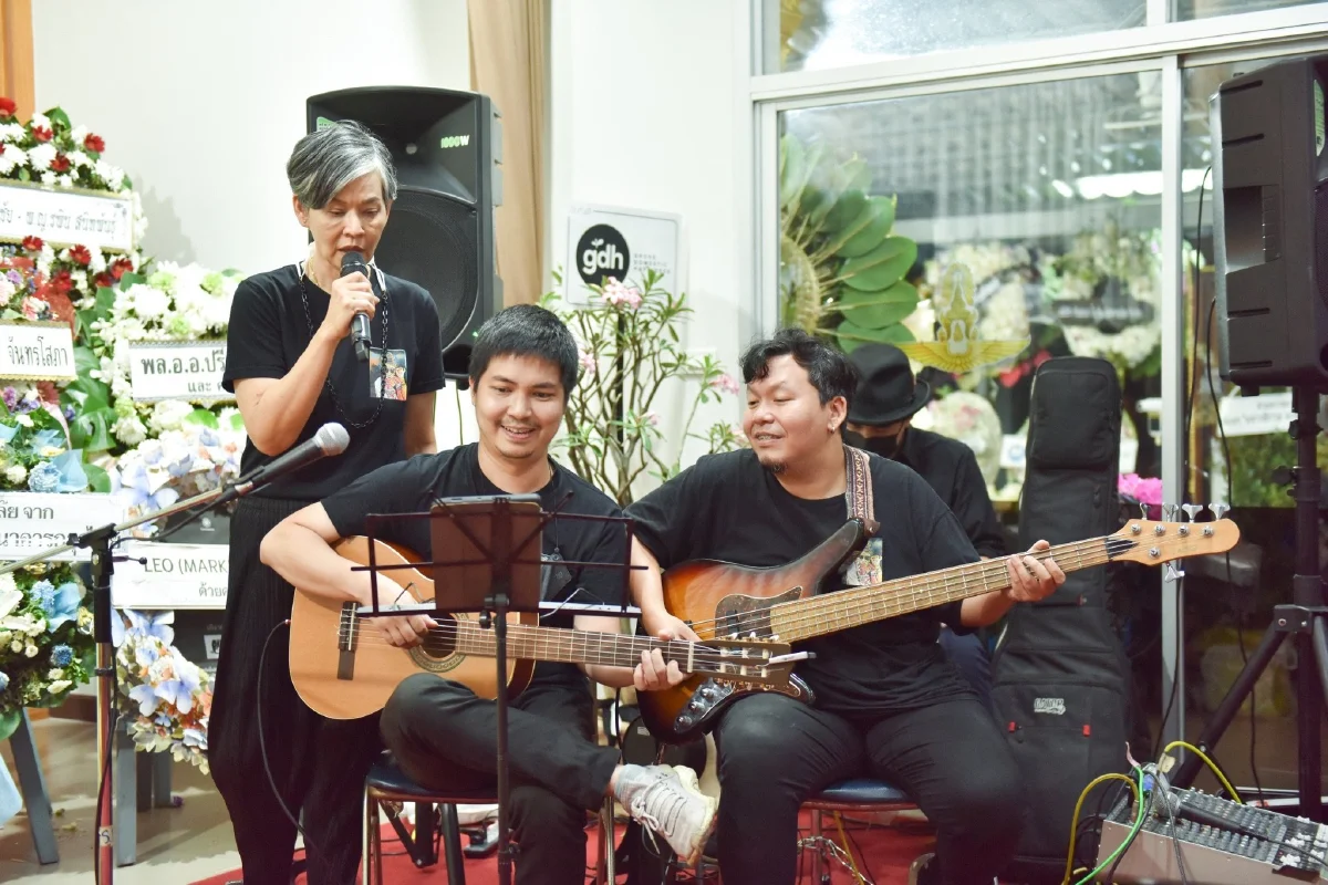 เก้า จิรายุ แท็กทีมเพื่อนร้องเพลงอาลัยรักส่ง คุณยายมาเรีย เป็นครั้งสุดท้าย