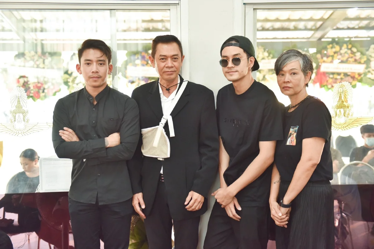 เก้า จิรายุ แท็กทีมเพื่อนร้องเพลงอาลัยรักส่ง คุณยายมาเรีย เป็นครั้งสุดท้าย