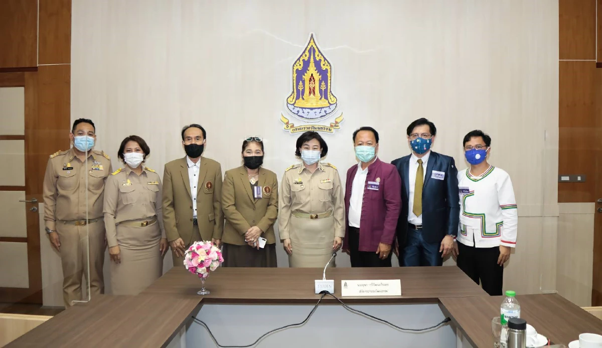 วธ. - กระทรวงวัฒนธรรมหนุนการแสดงพื้นบ้าน 