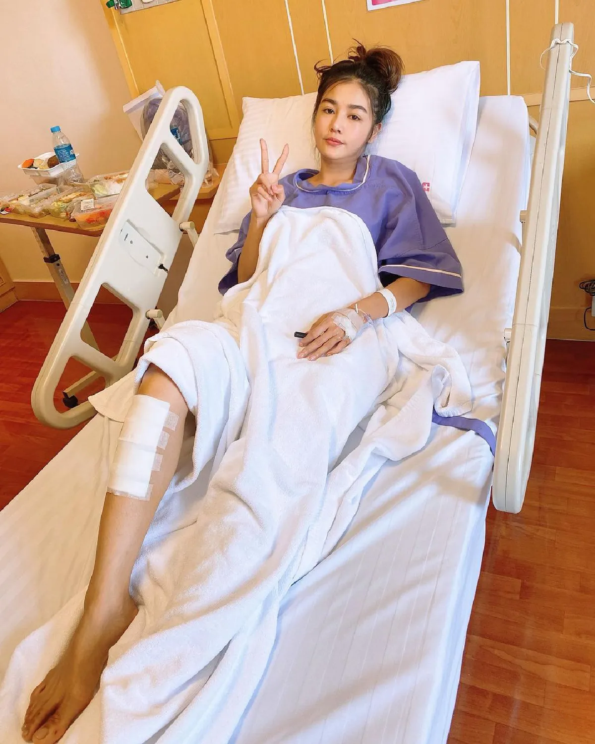 กระแต อาร์สยาม เปิดภาพสุดท้ายอวดความแซ่บ ก่อนจะลื่นล้มขาแหก