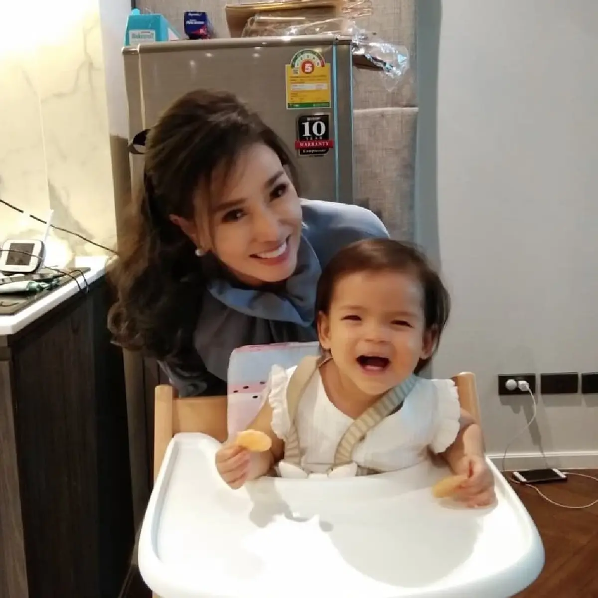 “ปุ๊ก อาภัสรา” เผยภาพคู่หลานสาว “ น้องมีญ่า” สวย น่ารักแบบแพ็คคู่ไปเลย