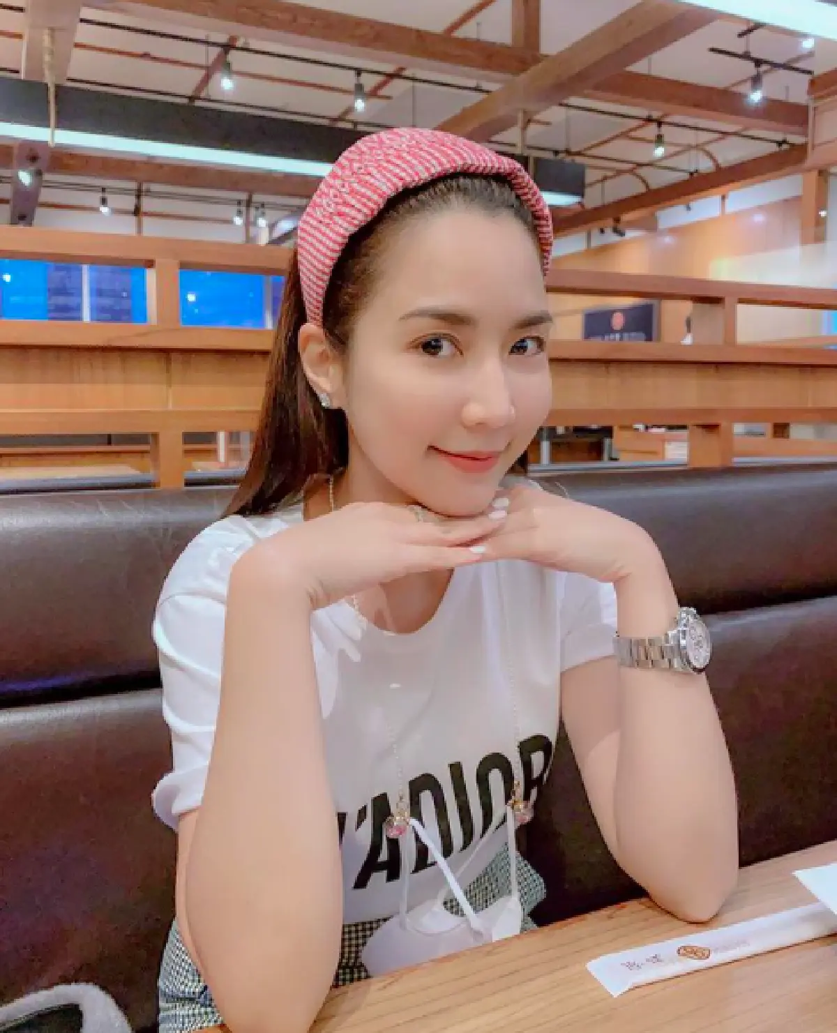 “ตาล” โลกใบแรกของว่าที่สามี "จั๊กจั่น" ที่แท้เป็นภาพของสาวรีวิวสินค้า ถูกนำมาแอบอ้าง 