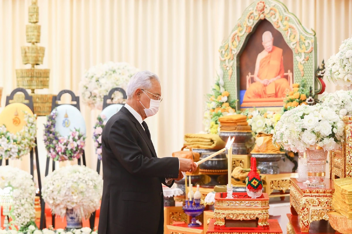  ม.ขอนแก่นถวายรางวัลพระธาตุพนมทองคำ แด่หลวงพ่อวิริยังค์ผู้มีผลงานด้านวิชาสมาธิ