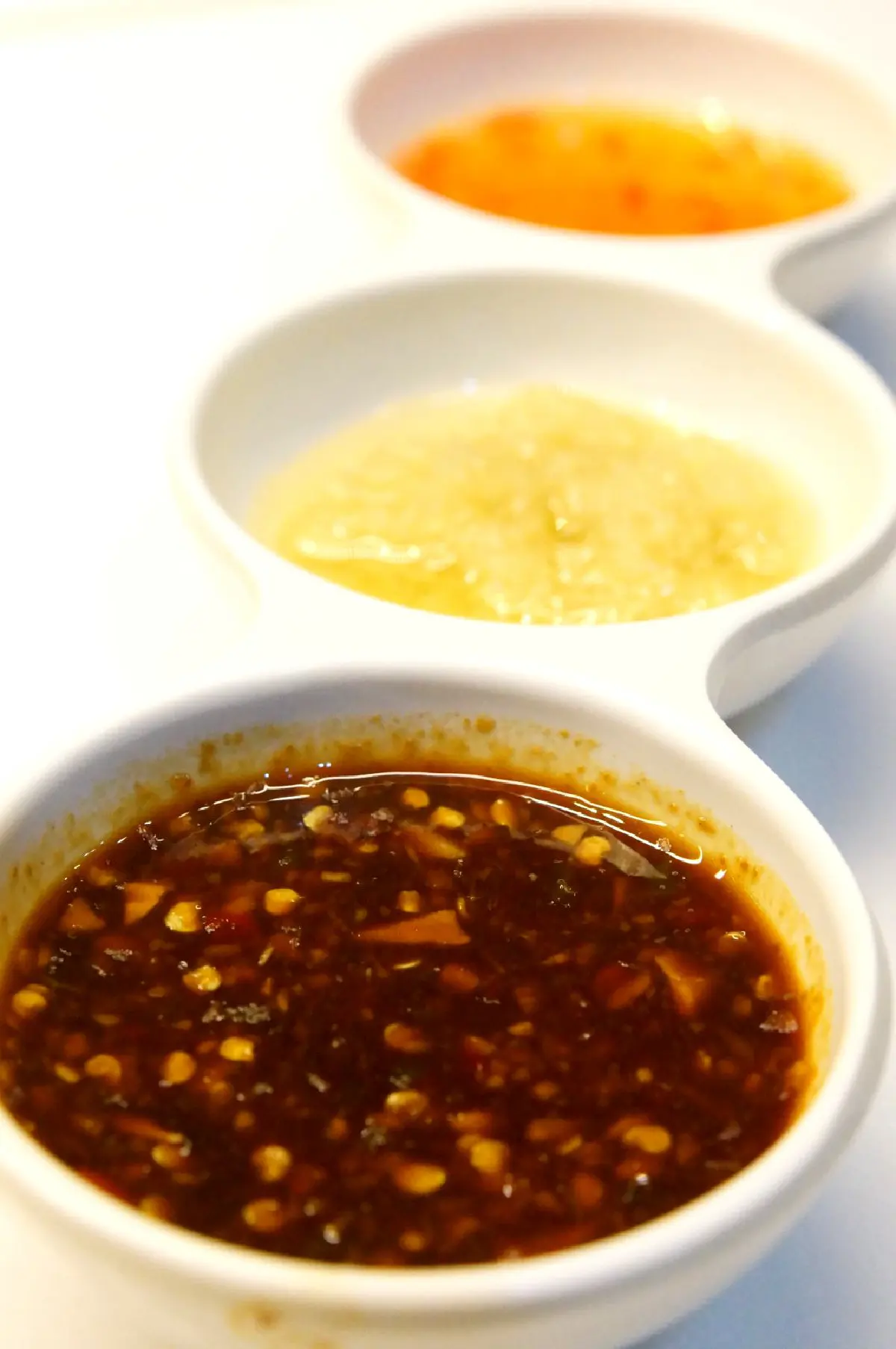 ชิมข้าวมันไก่สามพี่น้อง ธุรกิจของสามหนุ่มเจนใหม่ อร่อยสามสไตล์หลากหลายอารมณ์