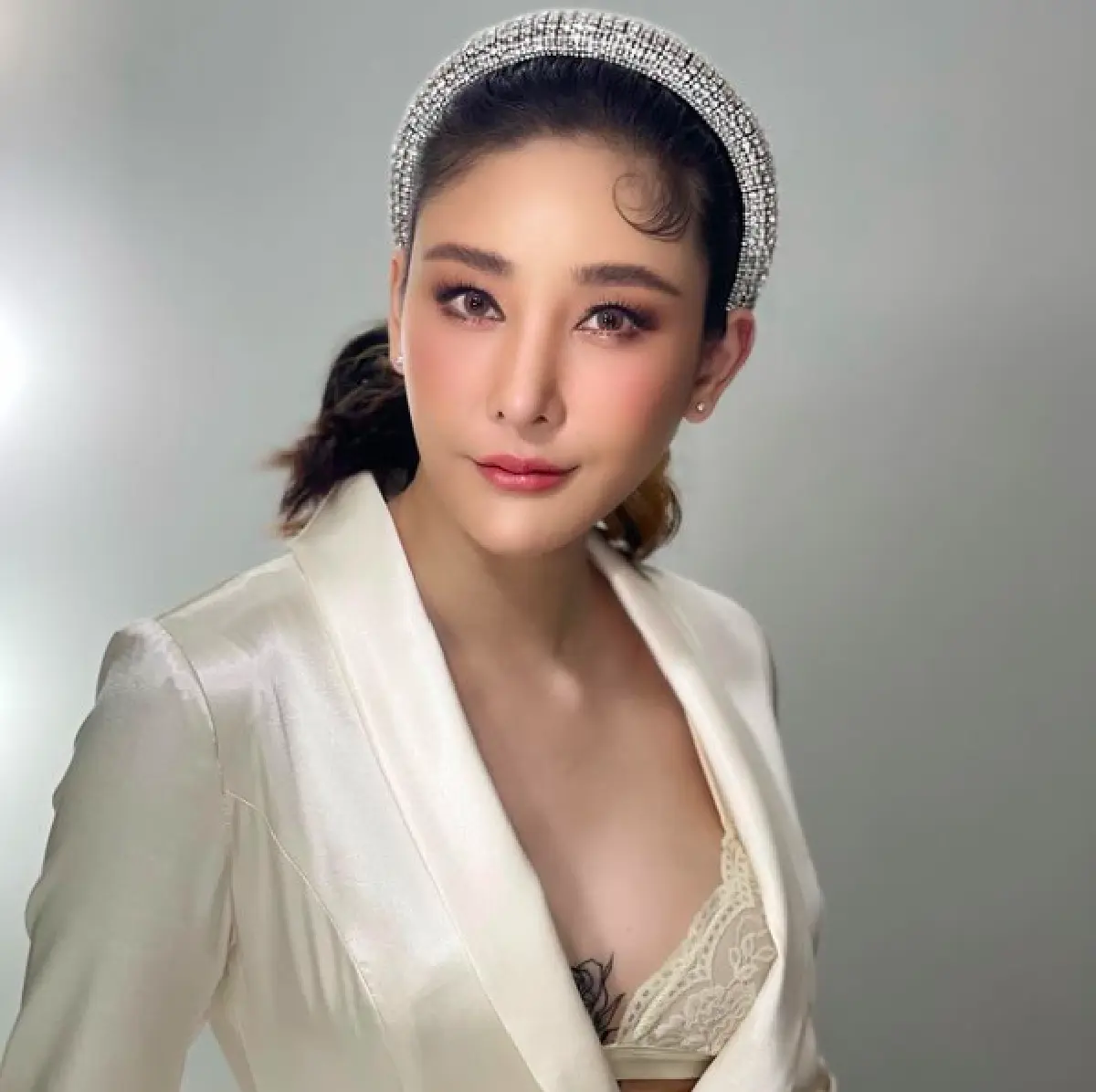 ไม่ธรรมดา! แฉวีรกรรมผจก.ดารา "พอลล่า เทเลอร์” โดนหลอก ด้าน “แตง โมนิดา” ก็เคยโดน แต่โชคดีรู้ทัน