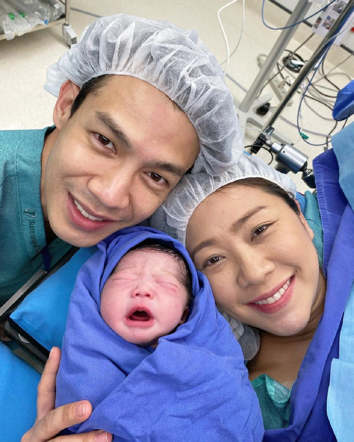 “ณัฏฐ์” สุดแฮปปี้! “นาน่า” คลอดลูกสาวแล้ว น่ารักน่าเอ็นดูสุดๆ 