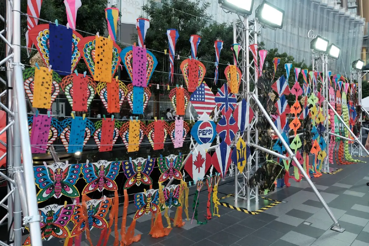 เล่นว่าวรับลมร้อน พร้อมชมการแสดงจากนักบินว่าวระดับนานาชาติ