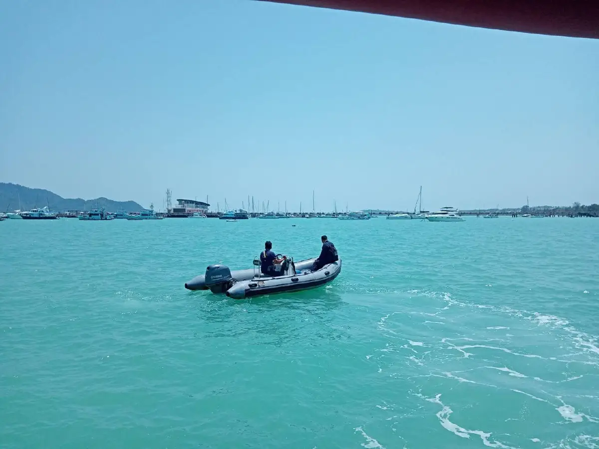 ปูพรมค้นหาจระเข้อ่าวฉลองภูเก็ต หลังพบลอยคอใกล้ท่าเรือ