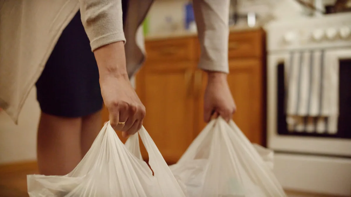 พังผืดข้อมือกดทับเส้นประสาท รักษาได้โดยไม่ต้องผ่าตัดเปิดแผล