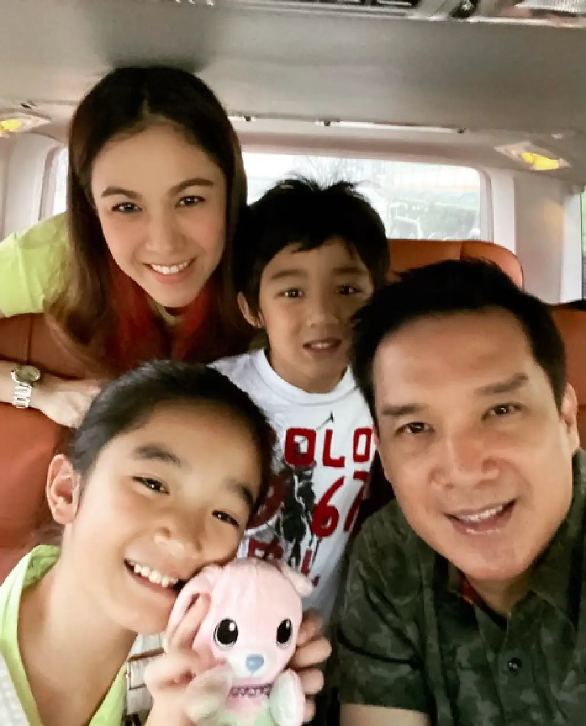  "กบ สุวนันท์" ถอยรถใหม่ป้ายแดง พร้อมออกตัวเลยว่าซื้อตามรอยซีรีส์ 