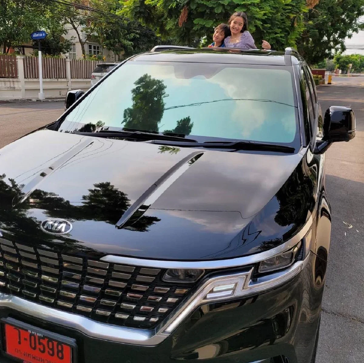  "กบ สุวนันท์" ถอยรถใหม่ป้ายแดง พร้อมออกตัวเลยว่าซื้อตามรอยซีรีส์ 