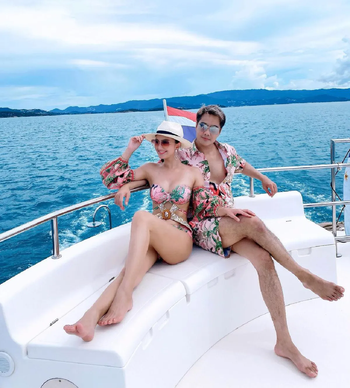 เตียงหักจริง! เคลลี่ ธนะพัฒน์ ยอมรับเลิกภรรยารุ่นน้อง นาย ชนุชตรา แล้ว