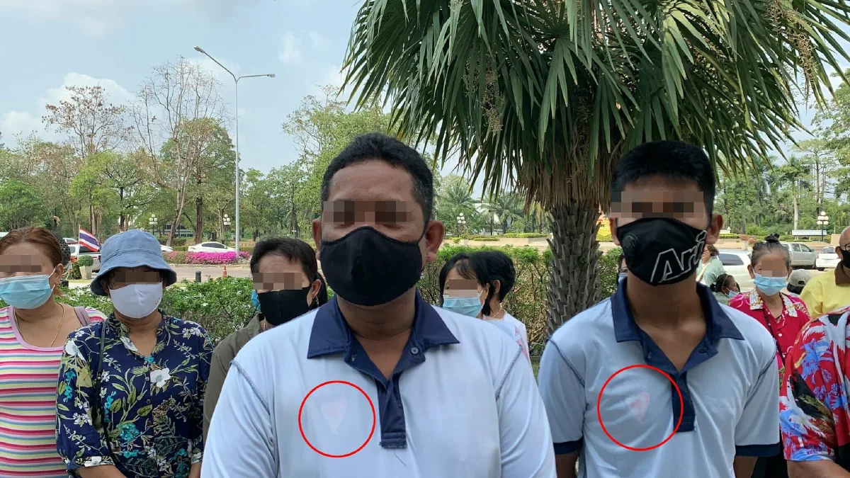 เหวอ!! มวลชนโห่ไล่ “วิโรจน์” หลังมายื่นขอดูสัญญาซื้อวัคซีนจนต้องเดินหนี