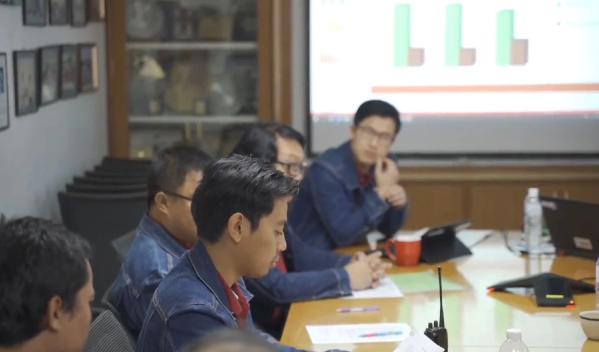 ความสำเร็จของการผลิตแก๊สธรรมชาติน้ำพอง และการดำเนินงานอย่างปลอดภัยตลอด 30 ปี โดย คุณชัชวาลย์ หงษ์เจริญไทย รองประธานบริษัทเอ็กซอน โมบิล เอ็กซ์โพลเรชั่น แอนด์ โพรดักชั่น โคราช อิงค์ 