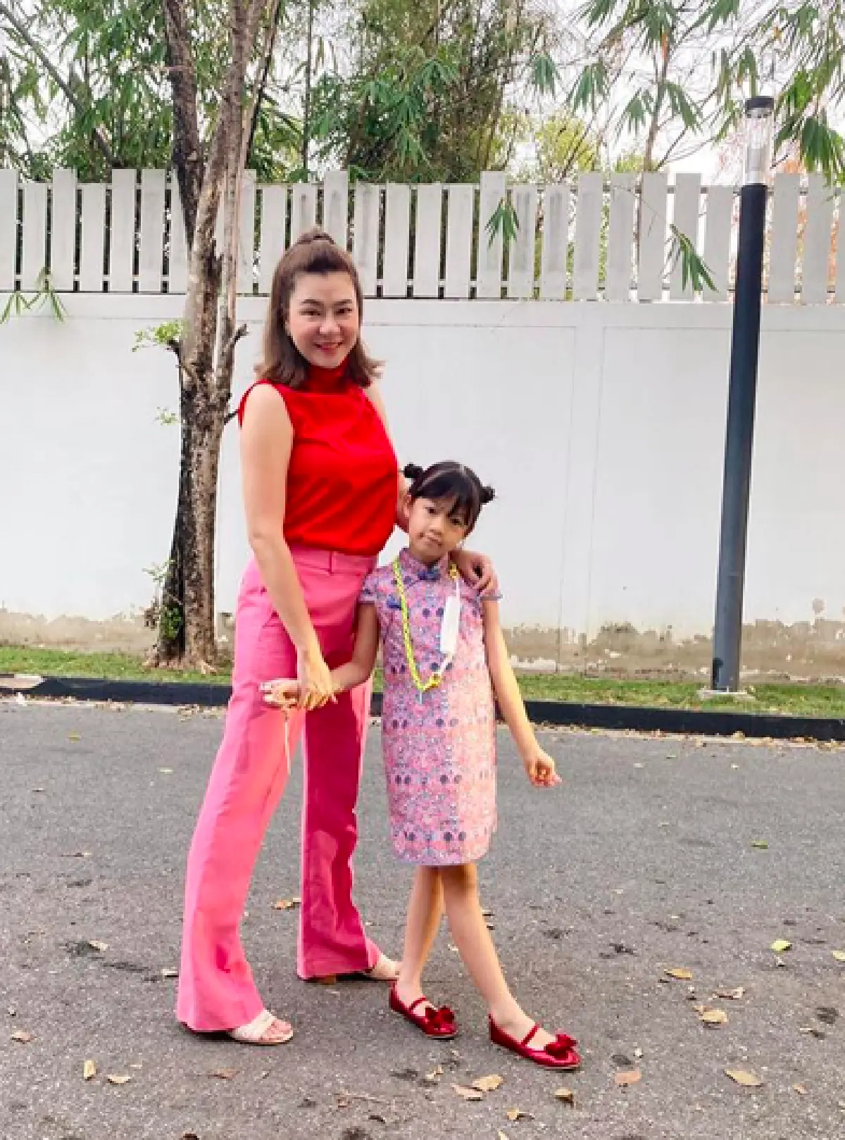 "โอ๋ ภัคจีรา" ผอมแล้วดูสวยเซ็กซี่ขึ้นมาก ทำแฟนๆ แห่ถามเคล็ดลับ