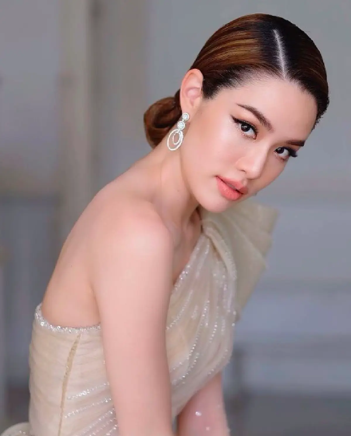 “ก้อง กรุณ” พาหวานใจคนใหม่ดินเนอร์กับครอบครัว สวีทจน “เกรซ” ยังขอแซว!