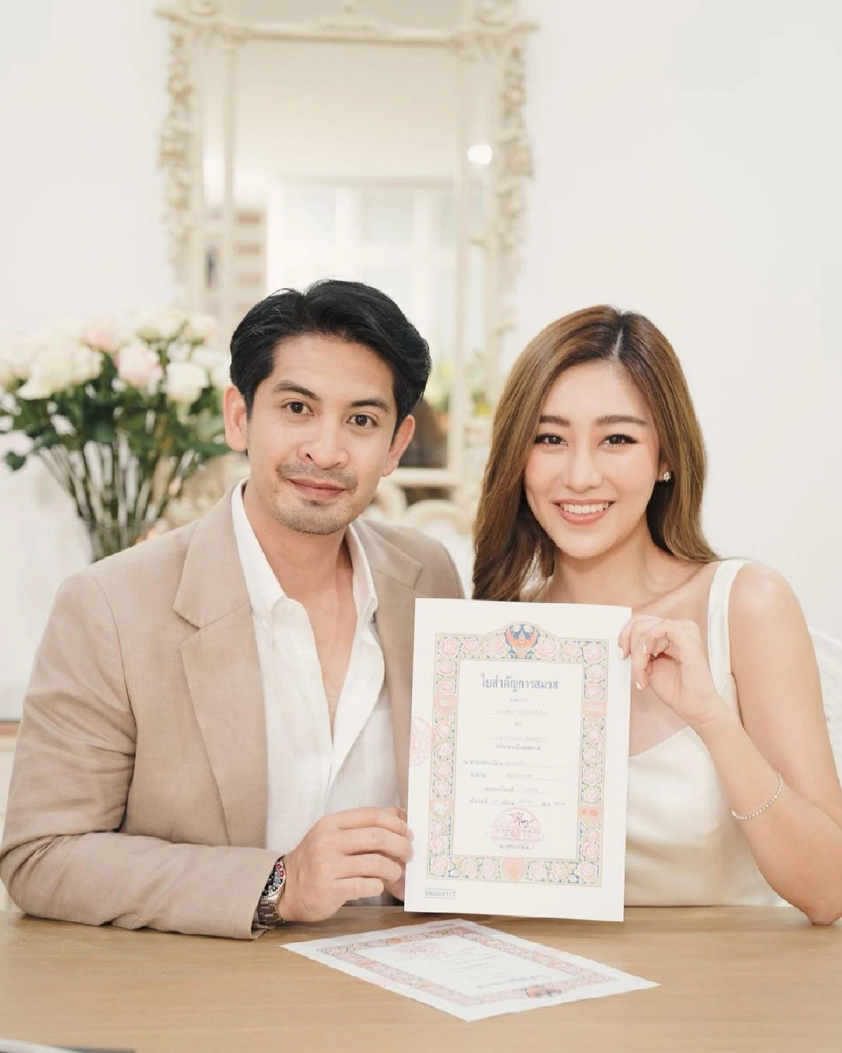 ไม่เป็นแฟนกันละนะ! เจ็ท-แพทตี้ จดทะเบียนสมรสเริ่มต้นชีวิตคู่ชื่นมื่น