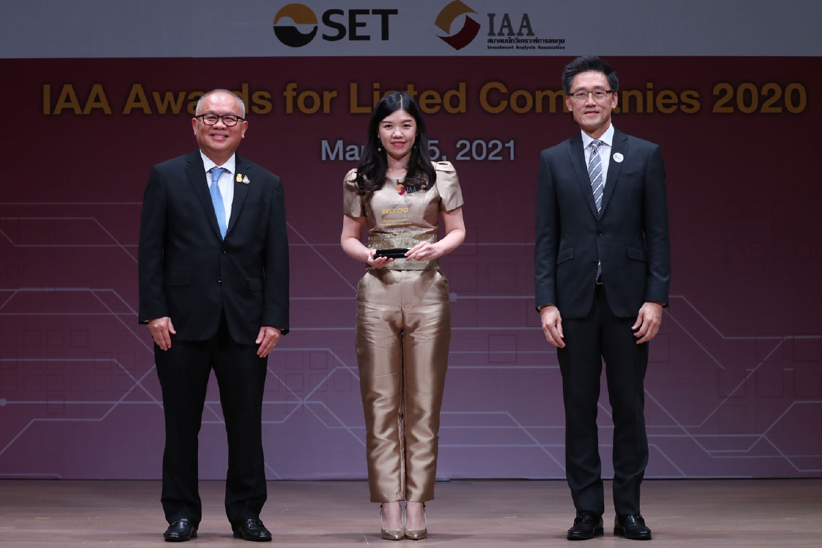 นภารัตน์ ศรีวรรณวิทย์ CFO เซ็นทรัลพัฒนา คว้ารางวัล BEST CFO ในงาน IAA Awards 2020 นภารัตน์ ศรีวรรณวิทย์ CFO เซ็นทรัลพัฒนา คว้ารางวัล BEST CFO ในงาน IAA Awards 2020