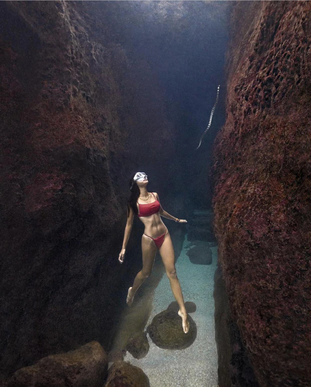 ช็อตนี้มันปัง! นท พนายางกูร ถ่ายภาพใต้น้ำทำเอาคนโฟกัสไม่ถูก