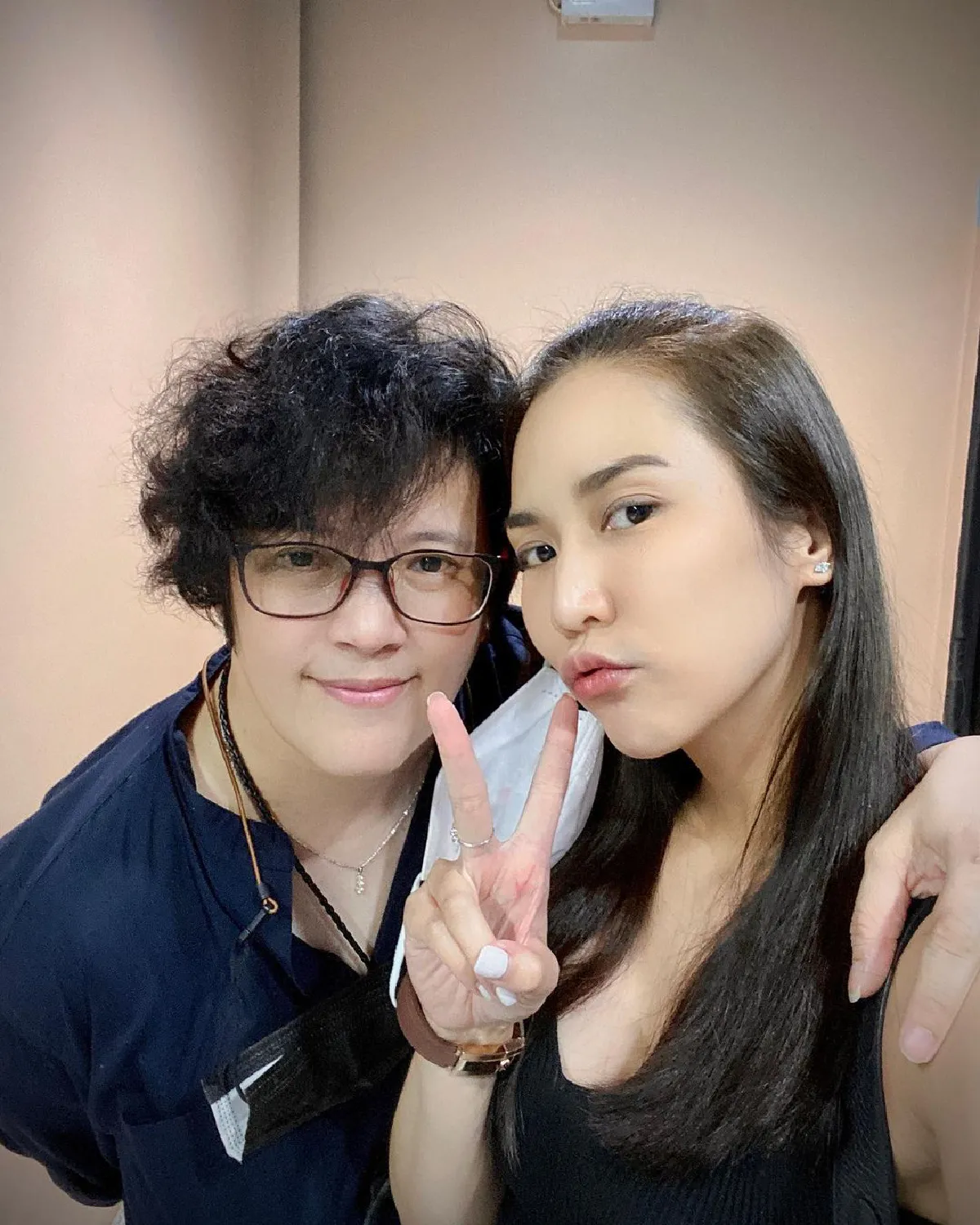 “จั๊กจั่น” พร้อม “ทนายนิด้า” เตรียมแจ้งความเอาผิด “อาบี” สร้างละครลวงโลก