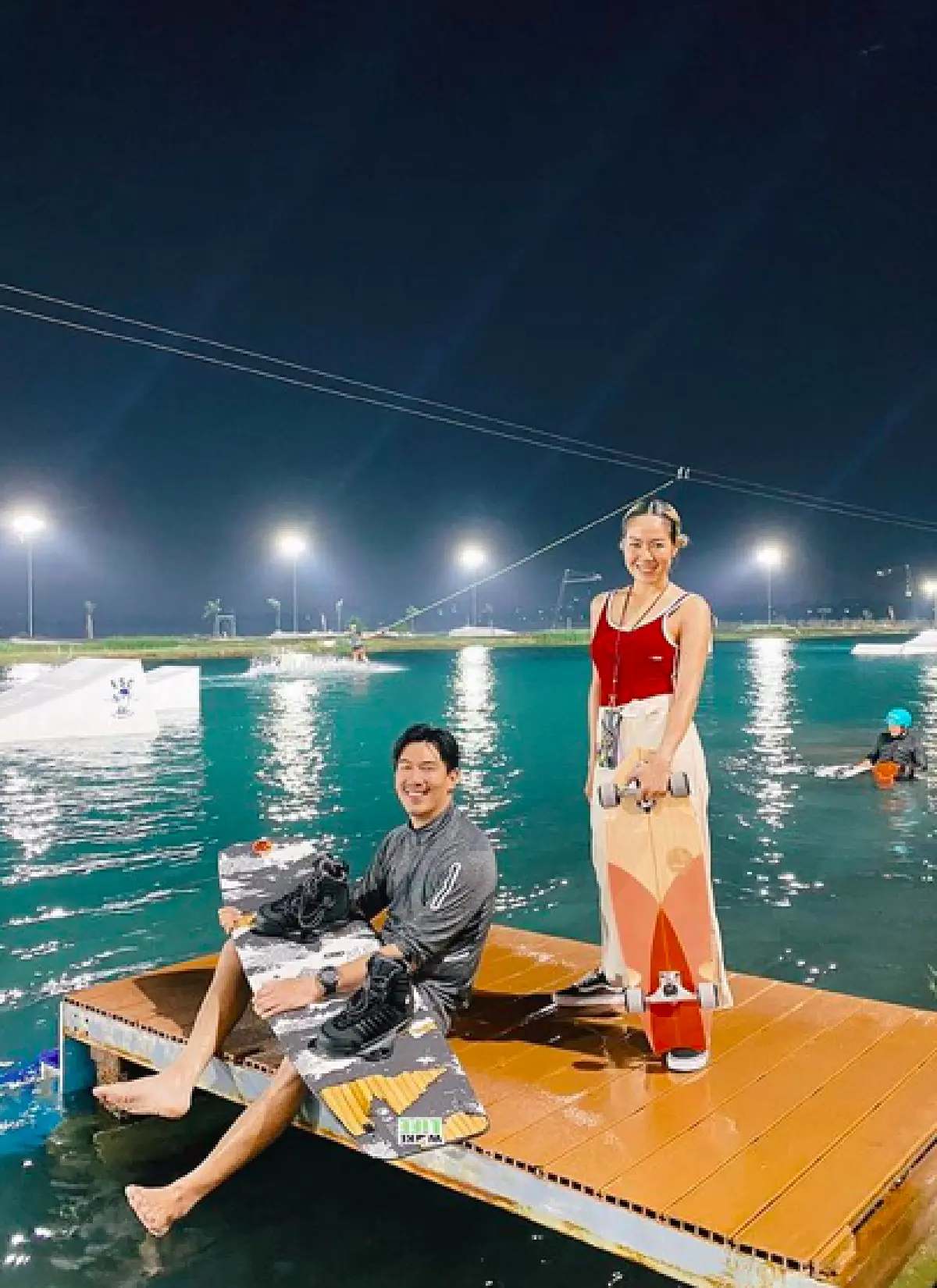 "เป๊ก เปรมณัช" ไถบอร์ดจนได้รับบาดเจ็บ ถูกส่งตัวเข้าห้องฉุกเฉิน! 