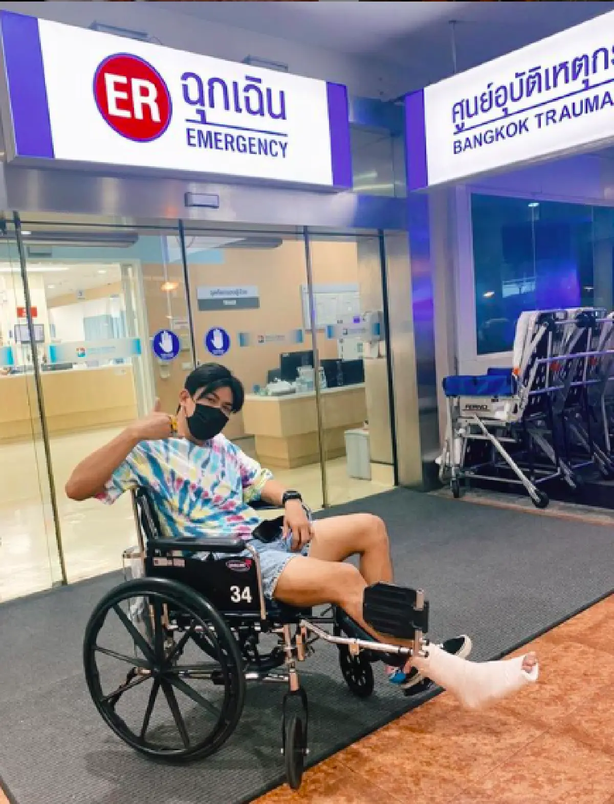 "เป๊ก เปรมณัช" ไถบอร์ดจนได้รับบาดเจ็บ ถูกส่งตัวเข้าห้องฉุกเฉิน! 