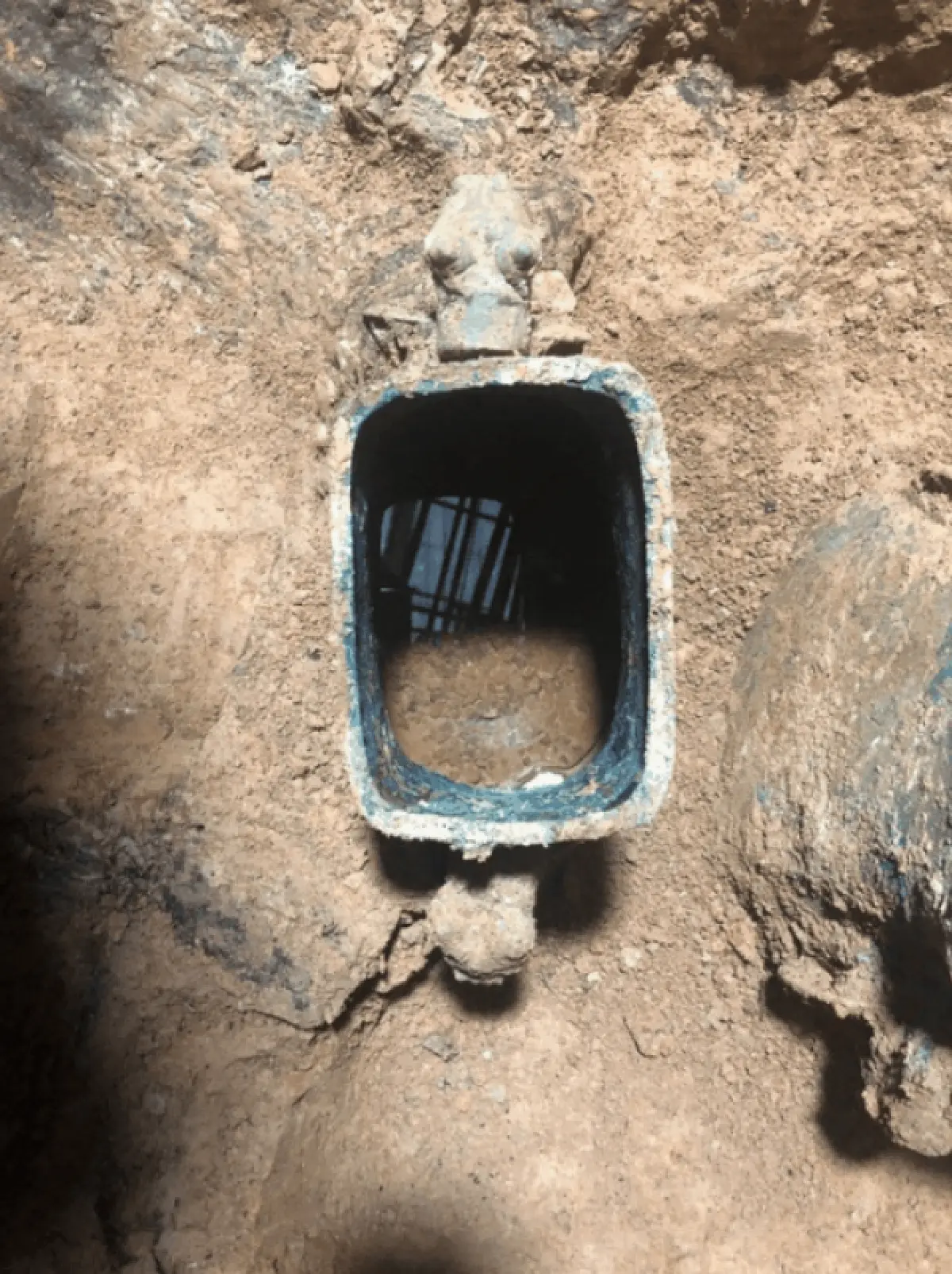 จีนค้นพบไวน์ในกาน้ำสัมฤทธิ์อายุกว่า 2,000 ปี 