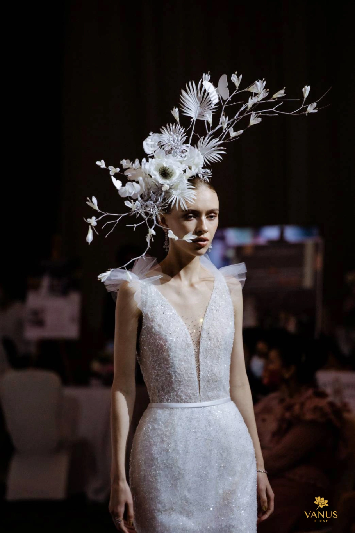 ตระการตาแฟชั่นโชว์คาราวานชุดแต่งงานสุดยิ่งใหญ่