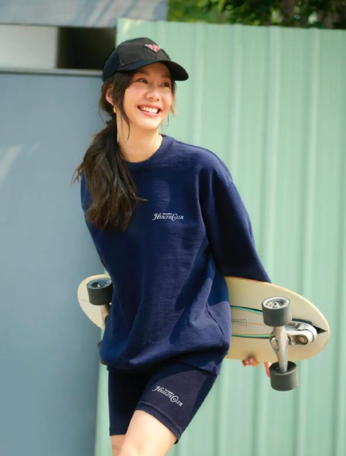 รวมท่าโพสต์ของเหล่าคนบันเทิง ที่ถ่ายรูปกับสเกตบอร์ดแบบเท่ๆ คูลๆ