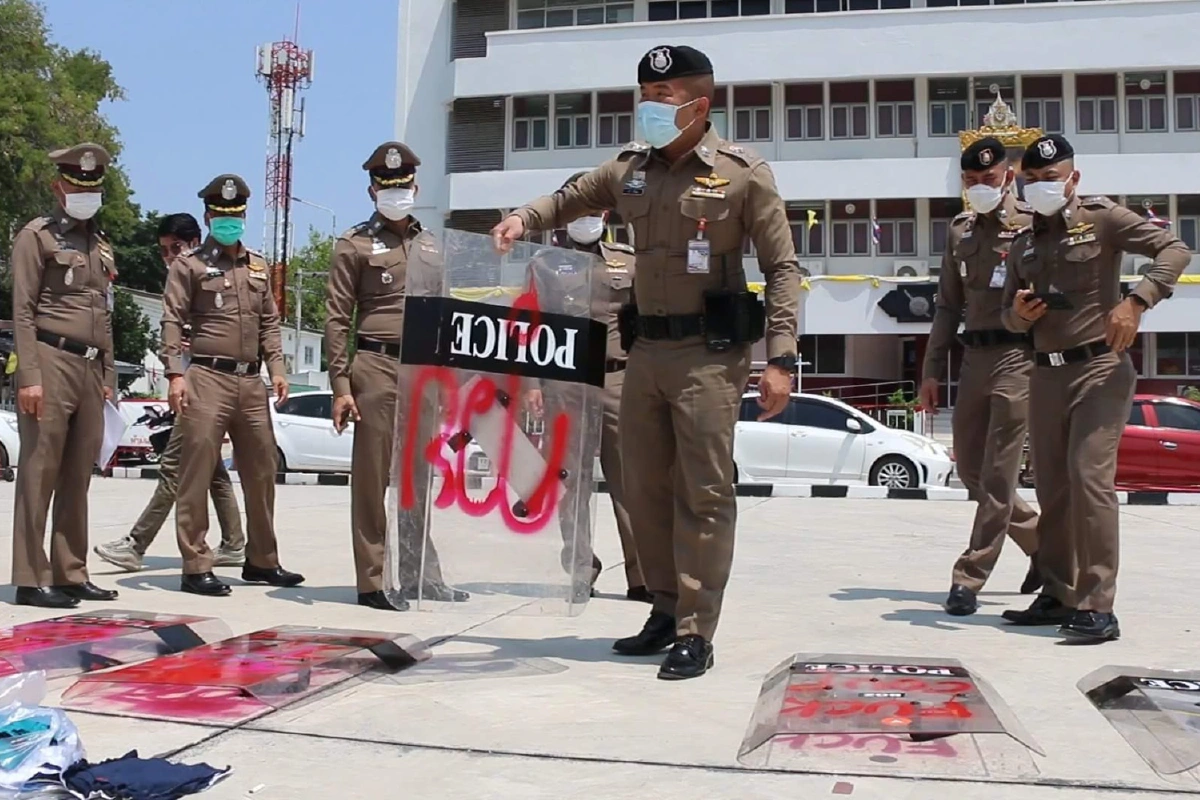 ตำรวจนัดส่งสำนวนดคีฟ้อง16แกนนำราษฎรขอนแก่น19เม.ย.64