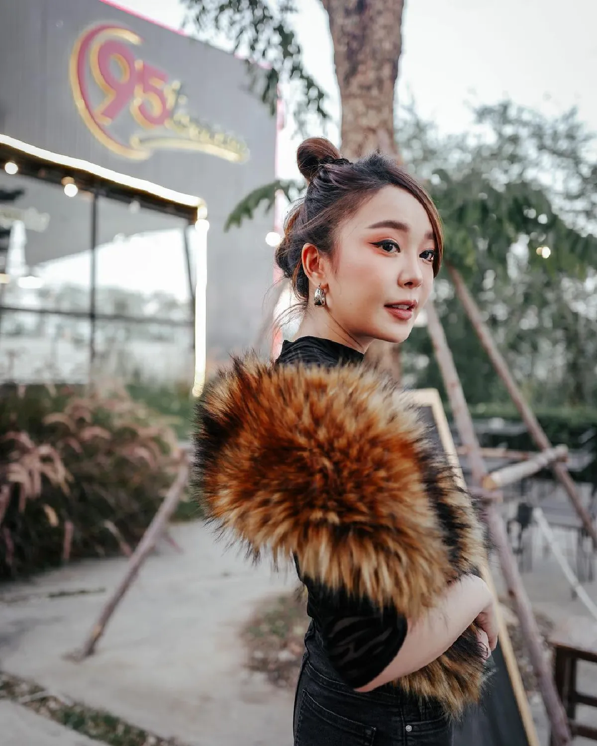 หญิงแย้ นนทพร โพสต์ภาพโชว์ก้นลายขาช้ำ..ภูมิใจกับร่างกายตัวเอง