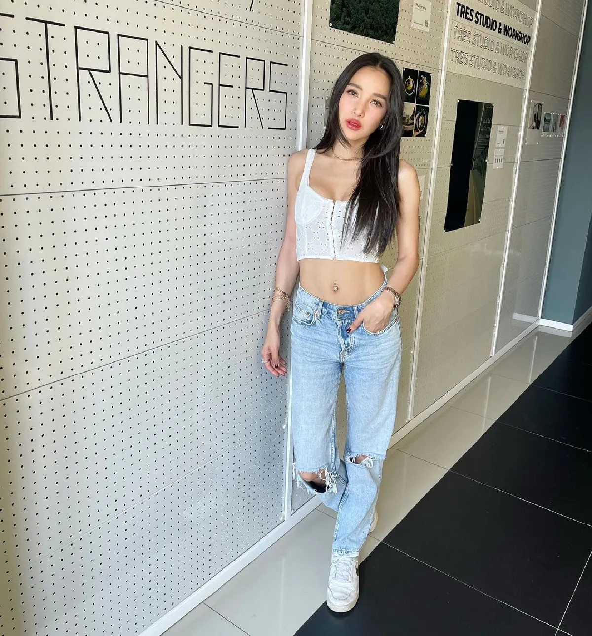 ทีเด็ดคุณแม่! แพท ณปภา นุ่งบิกินี่เซลฟี่อวดหุ่นสวยหน้ากระจก