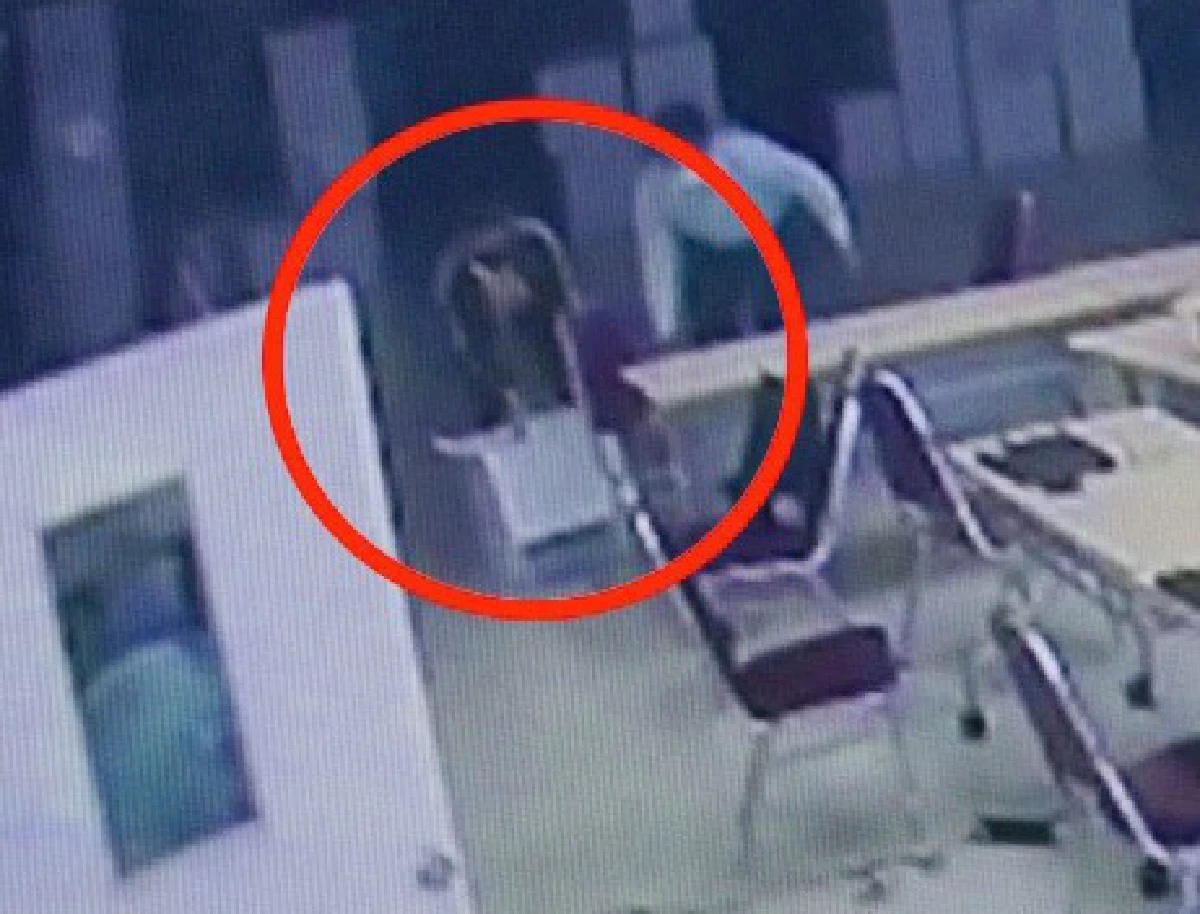 ลูกชาย"บิ๊กแจ๊ส"โวยปลัดเทศบาลฯเข้าไปทำอะไรในห้องเก็บหีบบัตรเลือกตั้ง