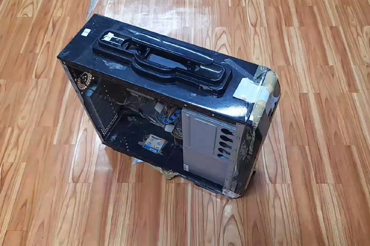 สงสัยมีใครแอบส่งซิก! ตำรวจทลายบ่อนไม่เจอผีพนัน