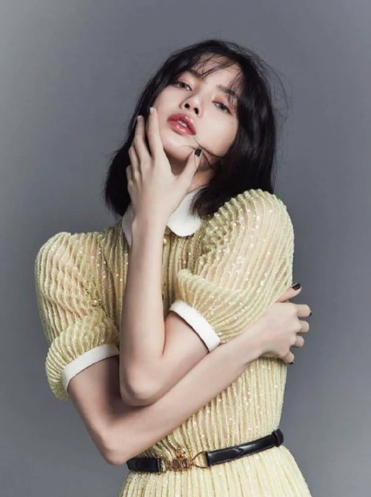 “ลิซ่า BLACKPINK” สุดอาลัย! พระราชทานเพลิงศพคุณตา แต่มาไม่ได้เพราะโควิด