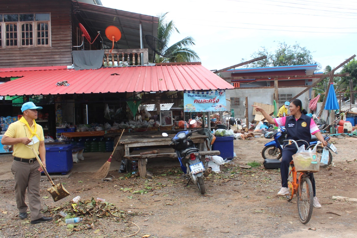 พายุฤดูร้อนถล่มปักธงชัย บ้านเรือนเสียหาย104หลังคาเรือน