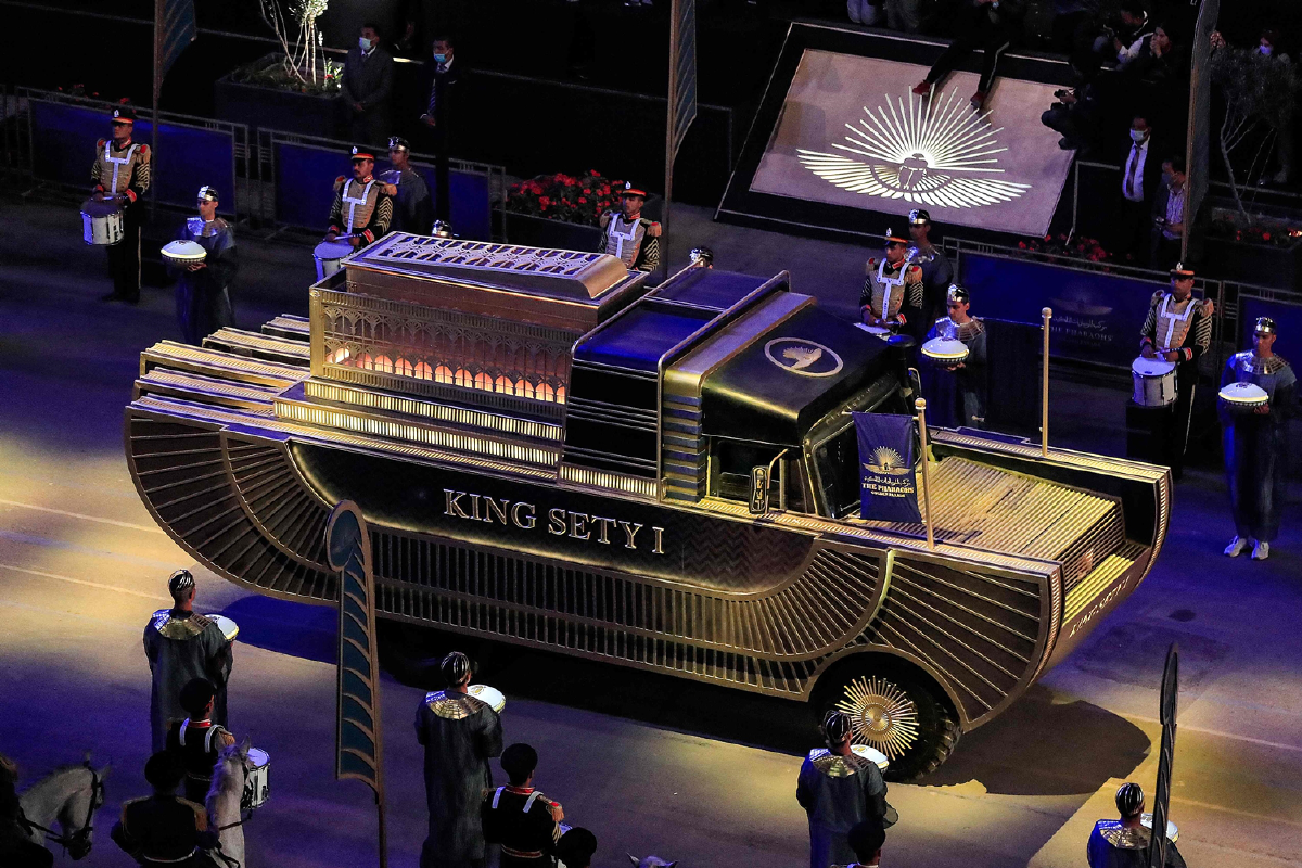 อียิปต์จัดอลังการ เชิญมัมมี่พระศพฟาโรห์ไปยังพิพิธภัณฑ์แห่งใหม่