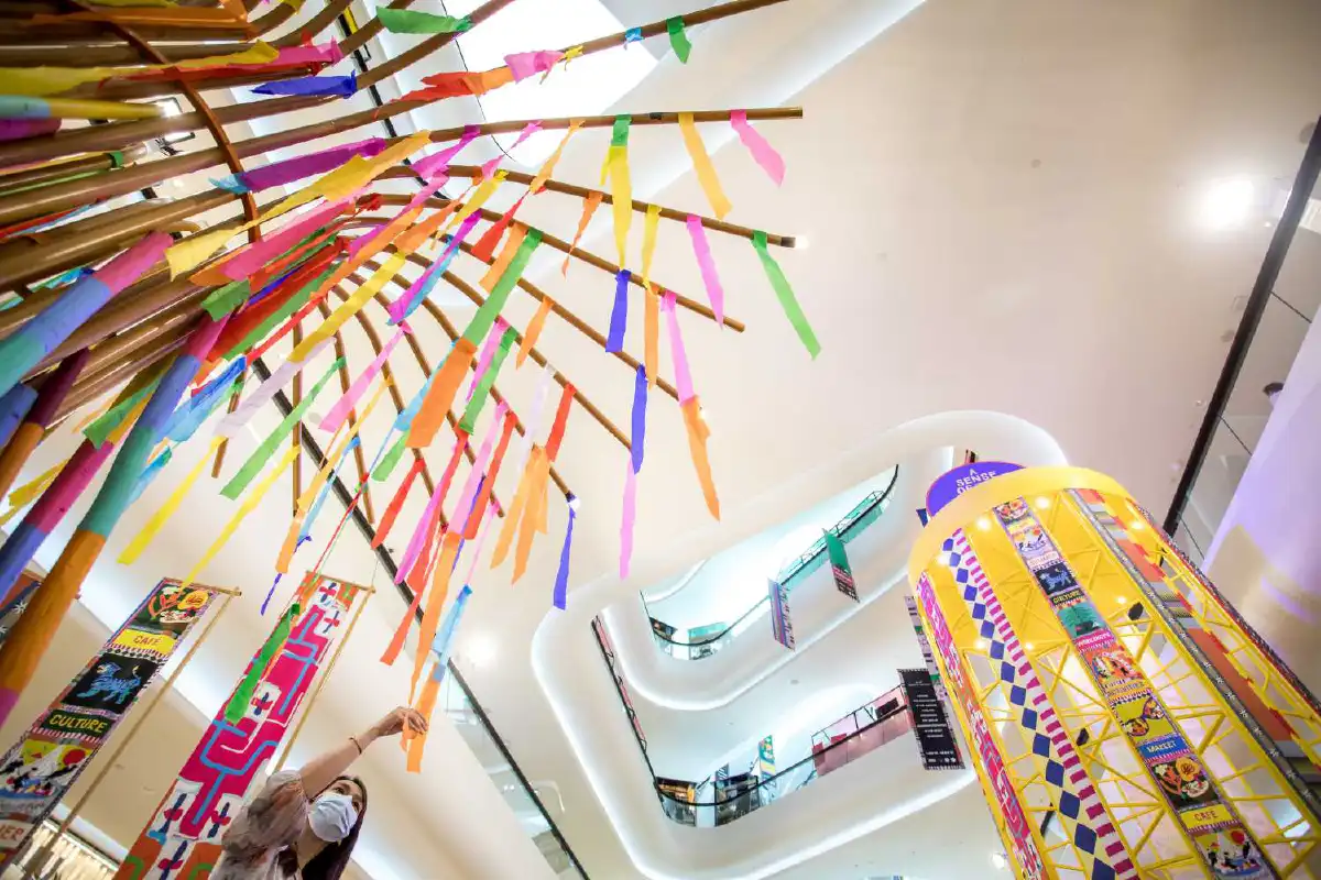 ฉลองมหาสงกรานต์ ณ ใจกลางกรุง @เซ็นทรัล เอ็มบาสซี