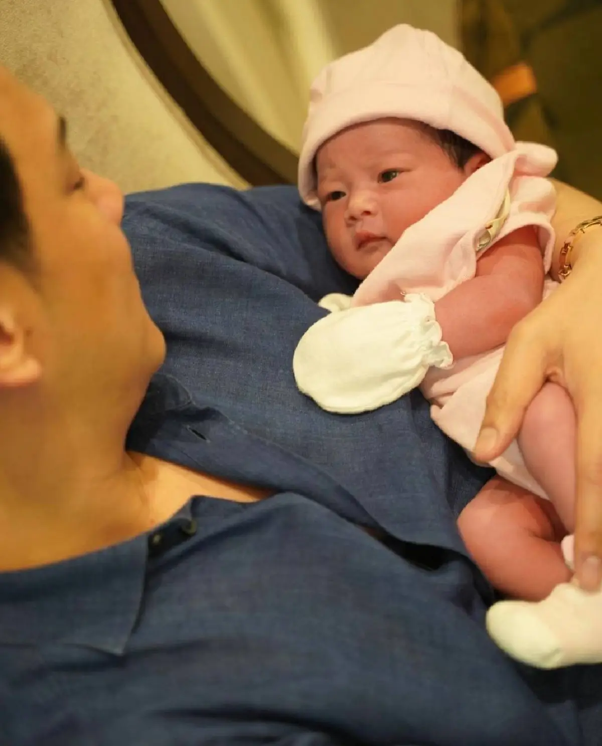 "นาตาลี" ให้กำเนิดลูกสาวคนแรกเป็นที่เรียบร้อย แข็งแรงทั้งแม่และลูกน้อย! 