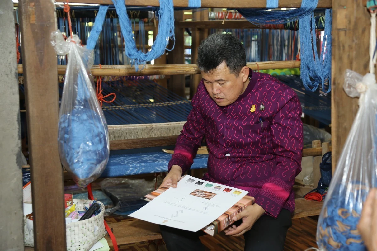 พช.หนุนกลุ่มทอผ้าบ้านดอนกอยแหล่งอนุรักษ์ภูมิปัญญาท้องถิ่น