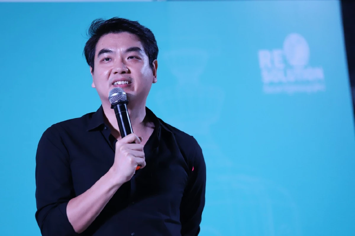 "ปิยบุตร"เสนอตั้งผู้ตรวจการกองทัพ-โละศาลรธน. องค์กรอิสระ