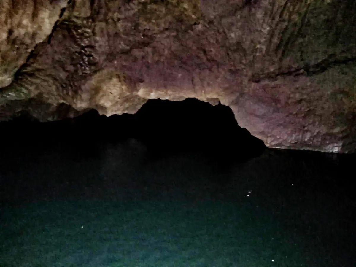 เร่งช่วยพระธุดงค์ติดถ้ำน้ำท่วมสูงนาน3วันยังไม่รู้ชะตากรรม