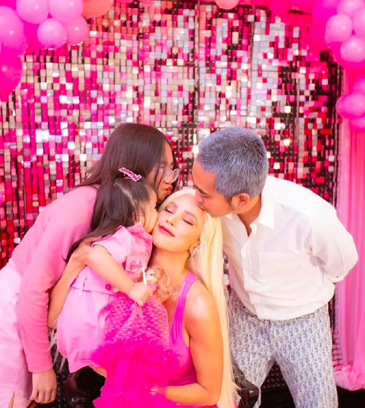  “อุ้ม ลักขณา” ฉลองวันเกิดอายุครบ 38 ปี จัดงานในธีมตุ๊กตาบาร์บี้สุดแซ่บ!