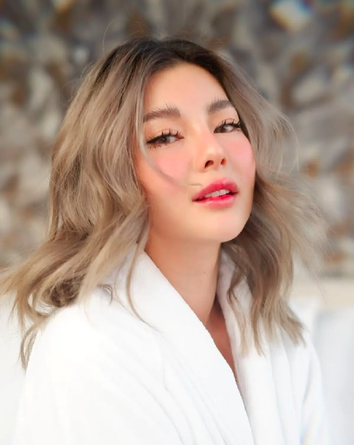 "ดิว อริสรา" ประกาศกักตัว! หลังพบคนที่มาร่วมงานวันเกิดเพื่อนบนเรือติดโควิด-19