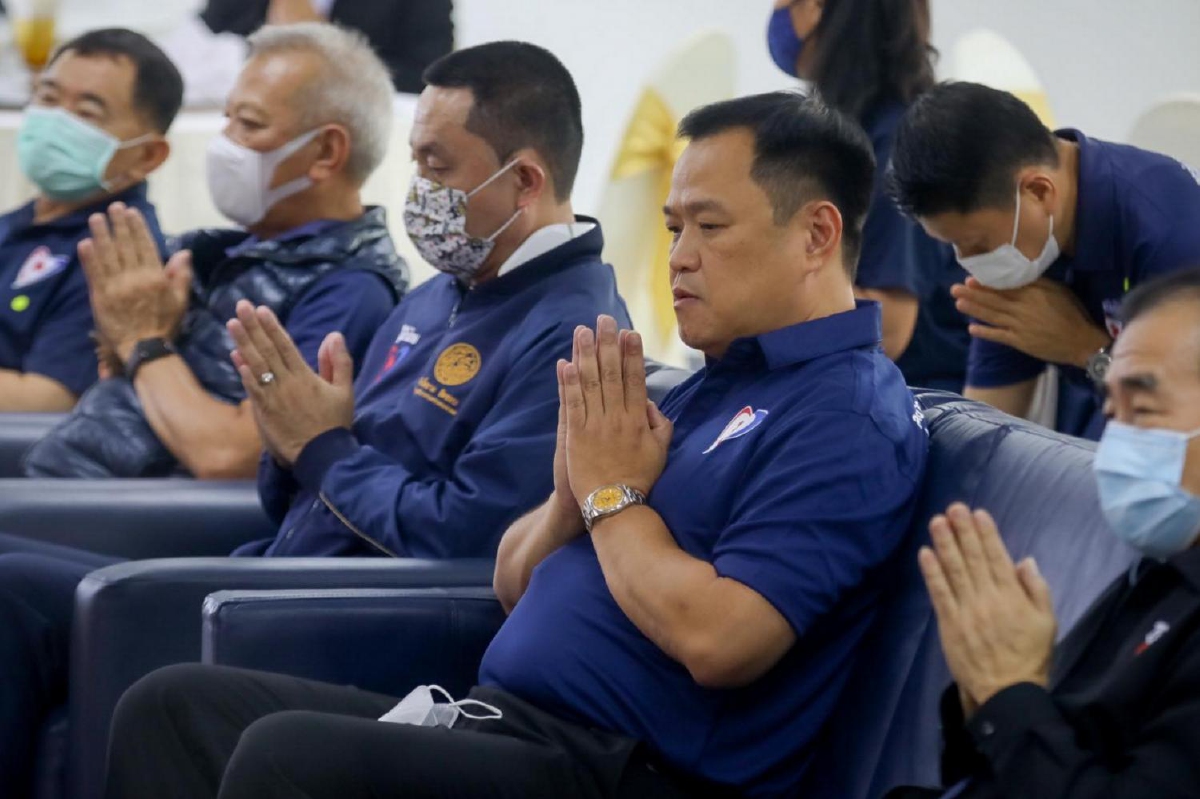 "อนุทิน" ผลตรวจโควิดรอบ 2 เป็นลบ หลังนั่งใกล้ "ศักดิ์สยาม" ในงานวันเกิดพรรค "อนุทิน" ผลตรวจโควิดรอบ 2 เป็นลบ หลังนั่งใกล้ "ศักดิ์สยาม" ในงานวันเกิดพรรค