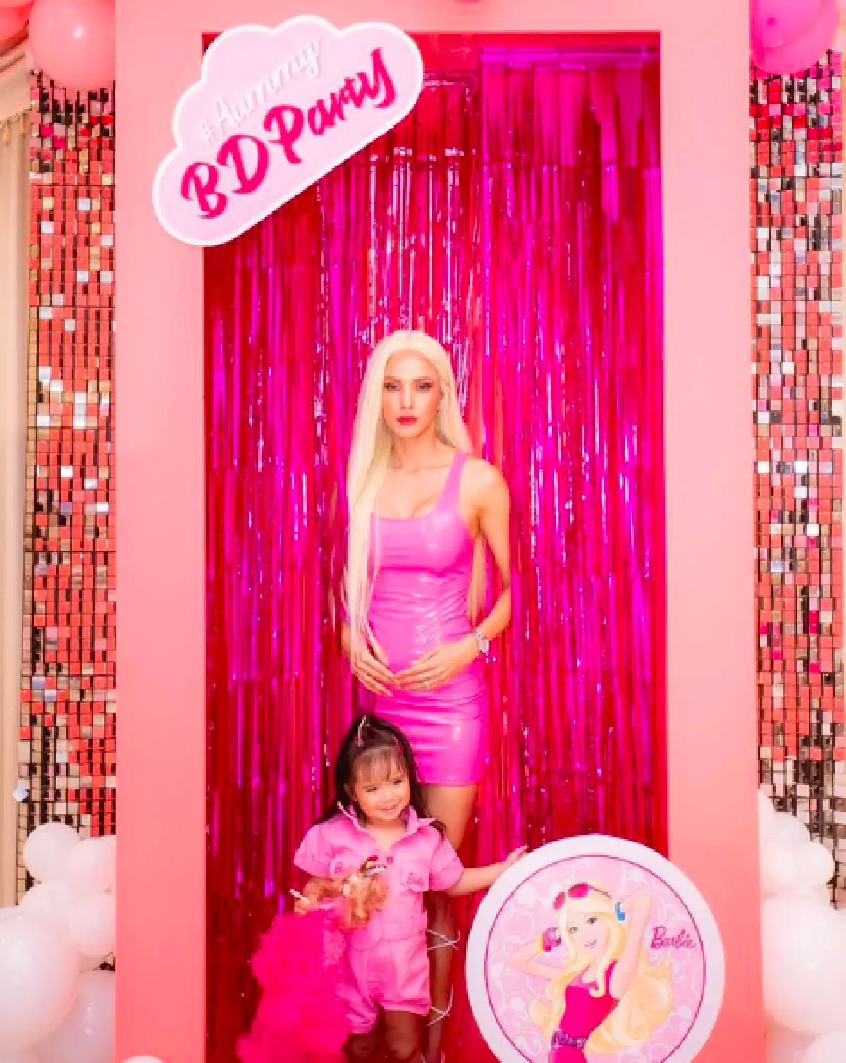  “อุ้ม ลักขณา” ฉลองวันเกิดอายุครบ 38 ปี จัดงานในธีมตุ๊กตาบาร์บี้สุดแซ่บ!