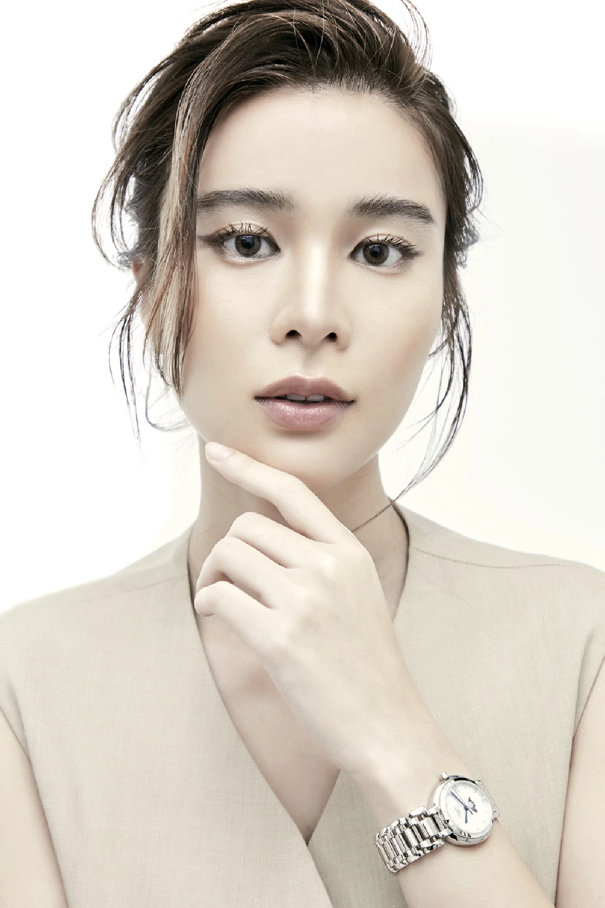 ลองจินส์ ส่ง White Campaign ถ่ายทอดความงามนาฬิกา 4 คอลเลกชั่น