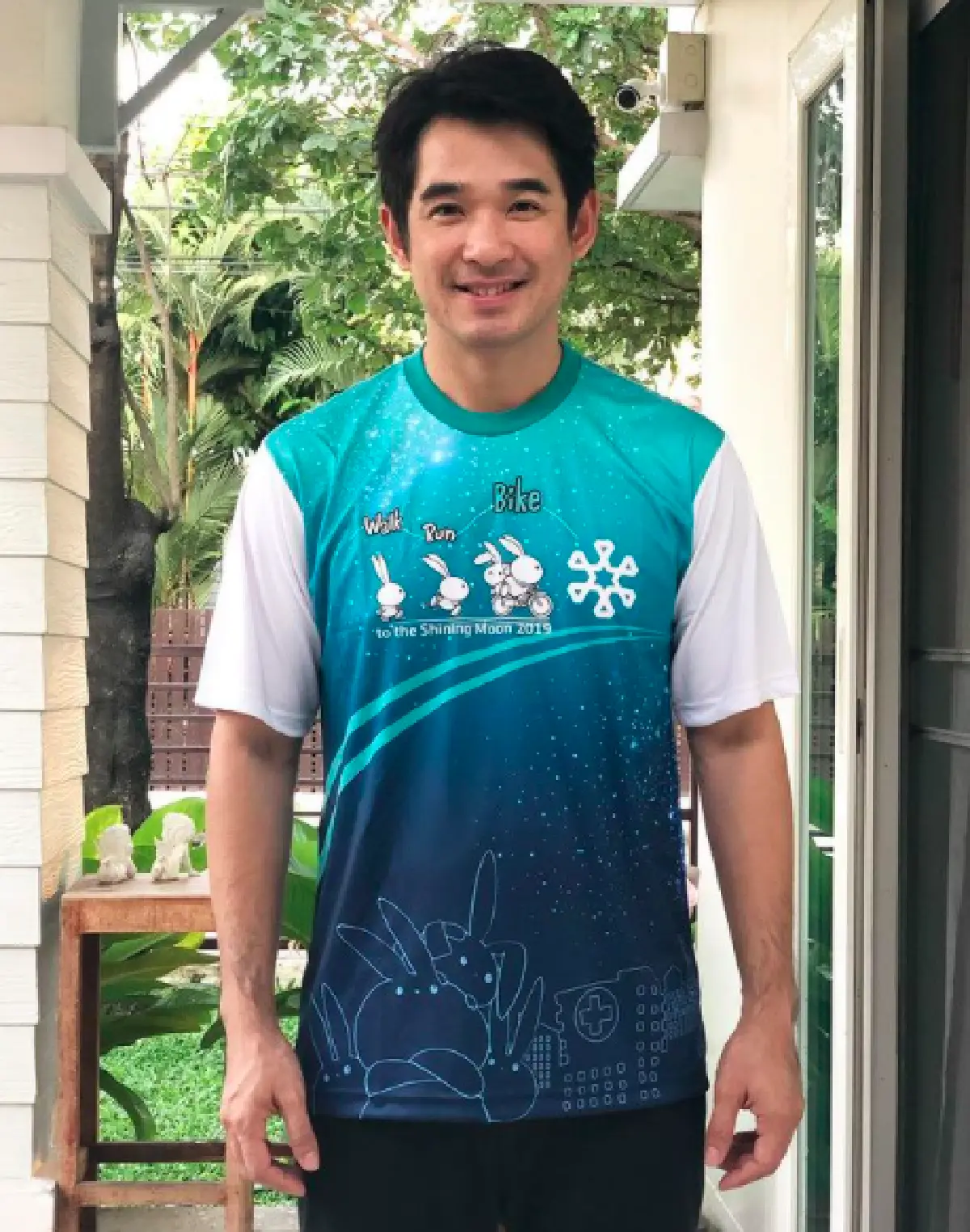 "ลิฟท์ สุพจน์" กักตัวในรถบ้าน 14 วัน รอลุ้นผลตรวจ 10 เม.ย. นี้